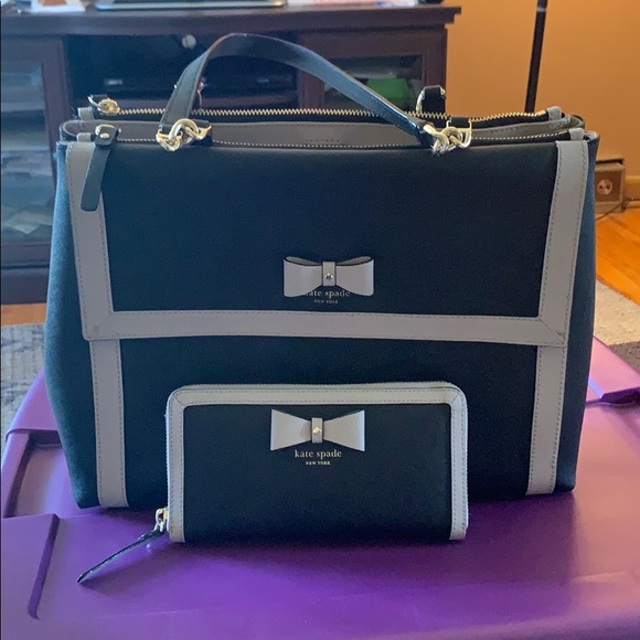 kate spade Handbags - Kate Spade Large Purse & Wallet Combo